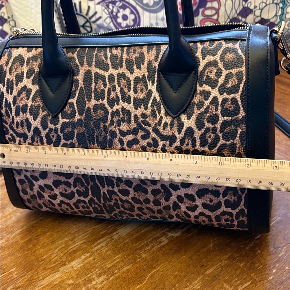 Stylish Black and Leopard Print Women's Bag - Picture 14 of 15